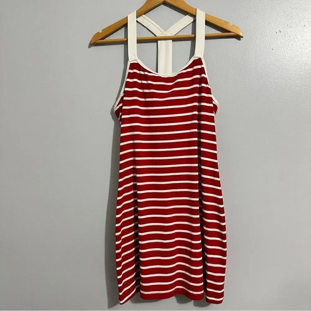 Lilys of Beverly Hills red and white size M